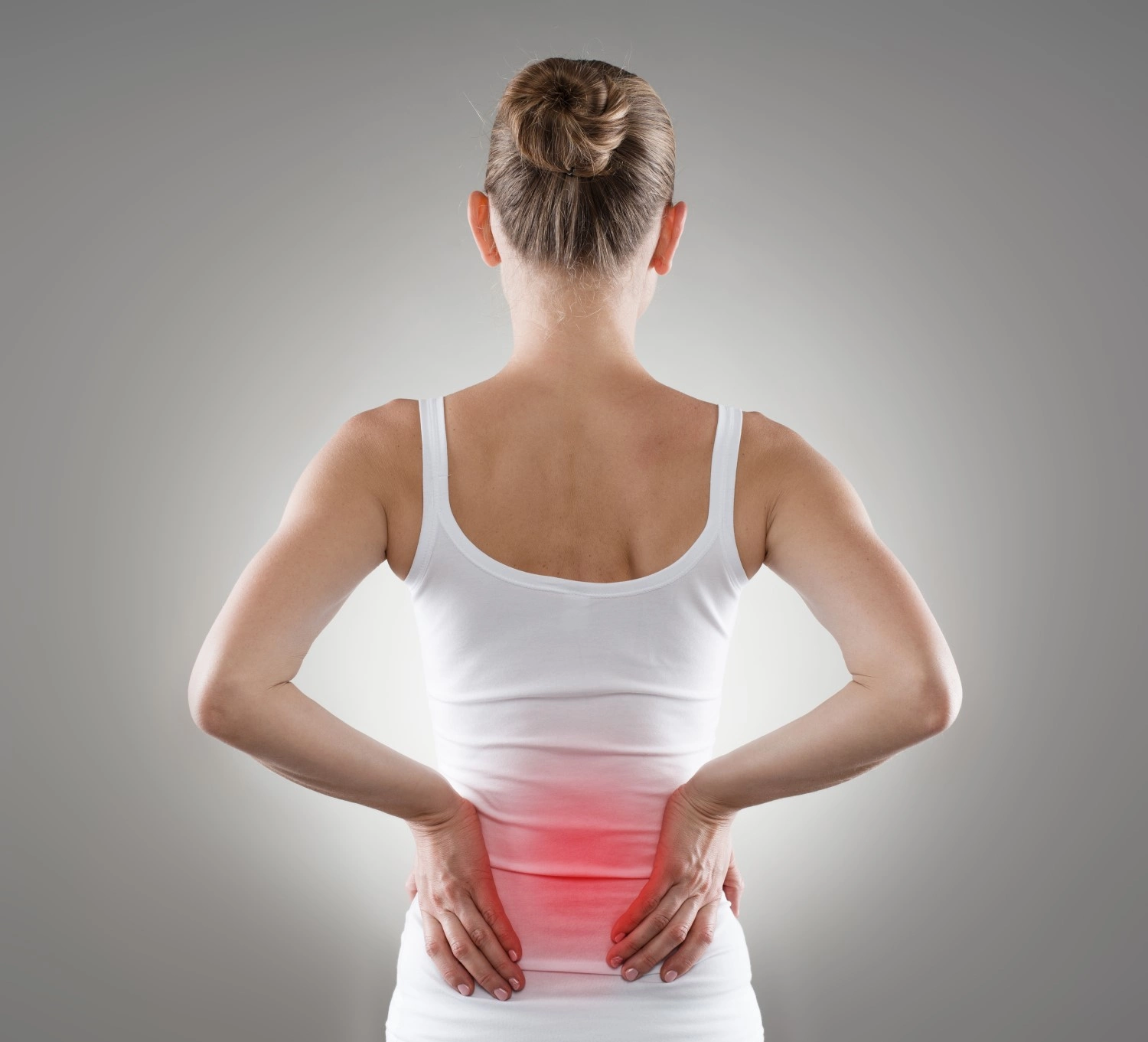 Постійний біль у спині — коли варто звернутись до масажиста