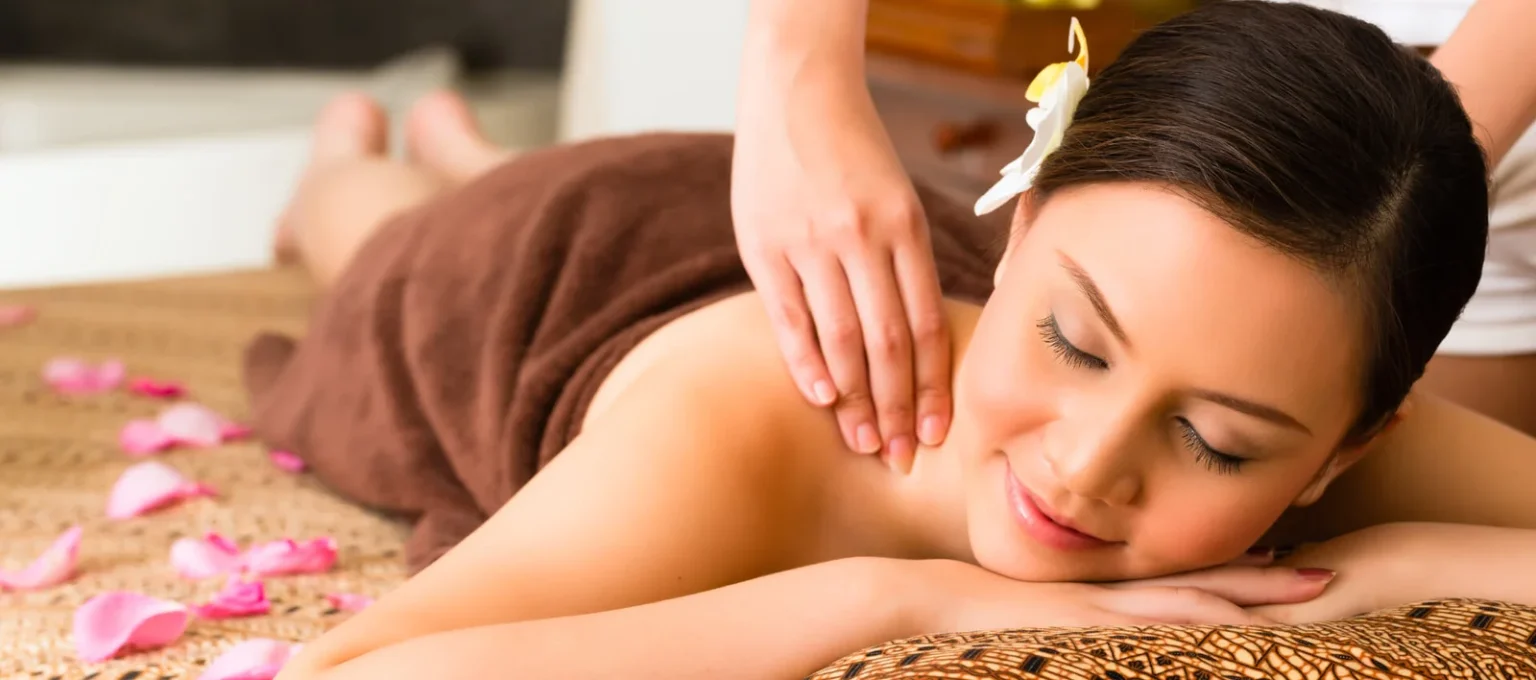 Релакс масаж: кому він підходить найкраще